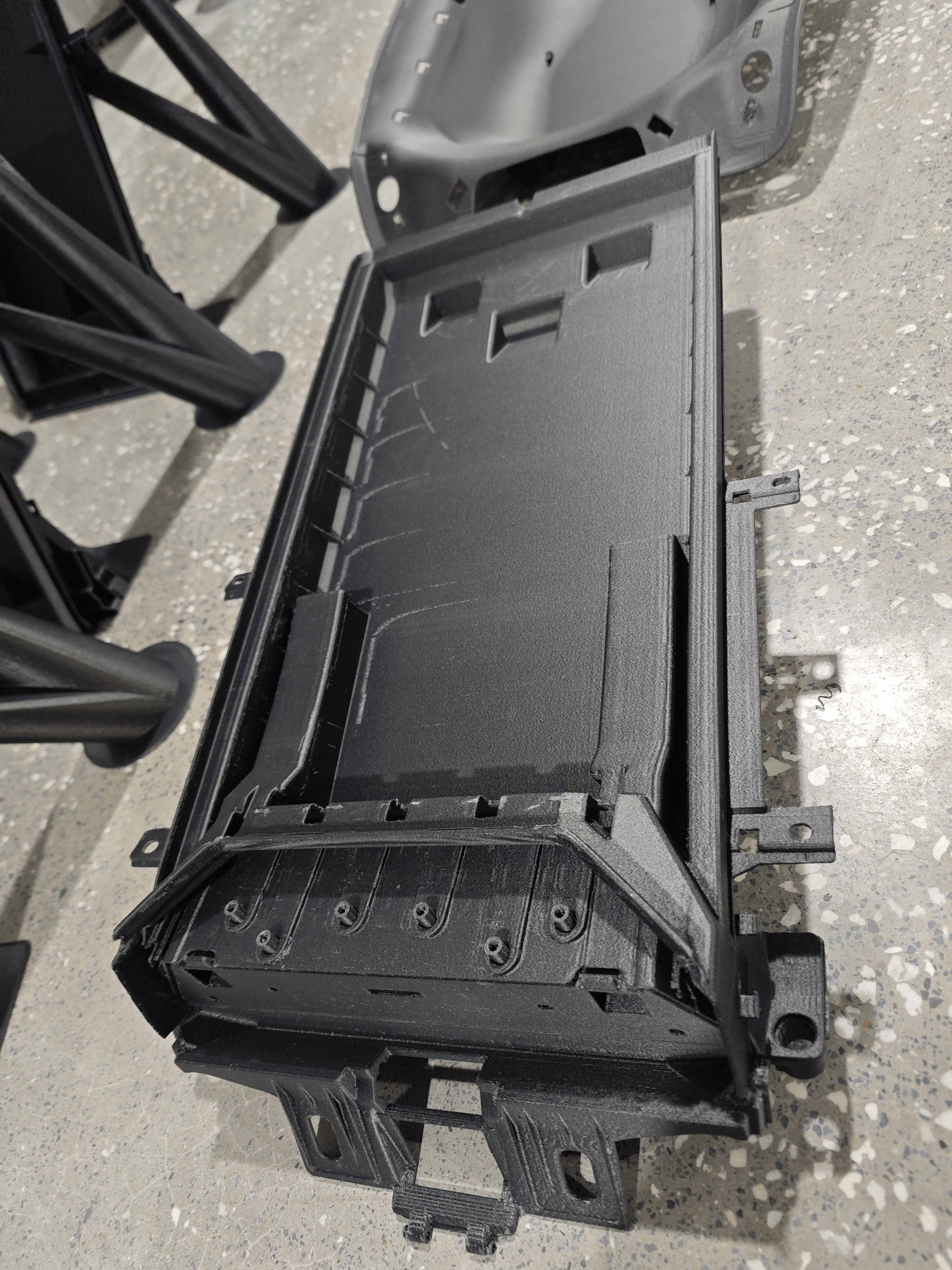 CreatBot D600 Pro2 HS printing Tesla automotive seat prototype case, printing details