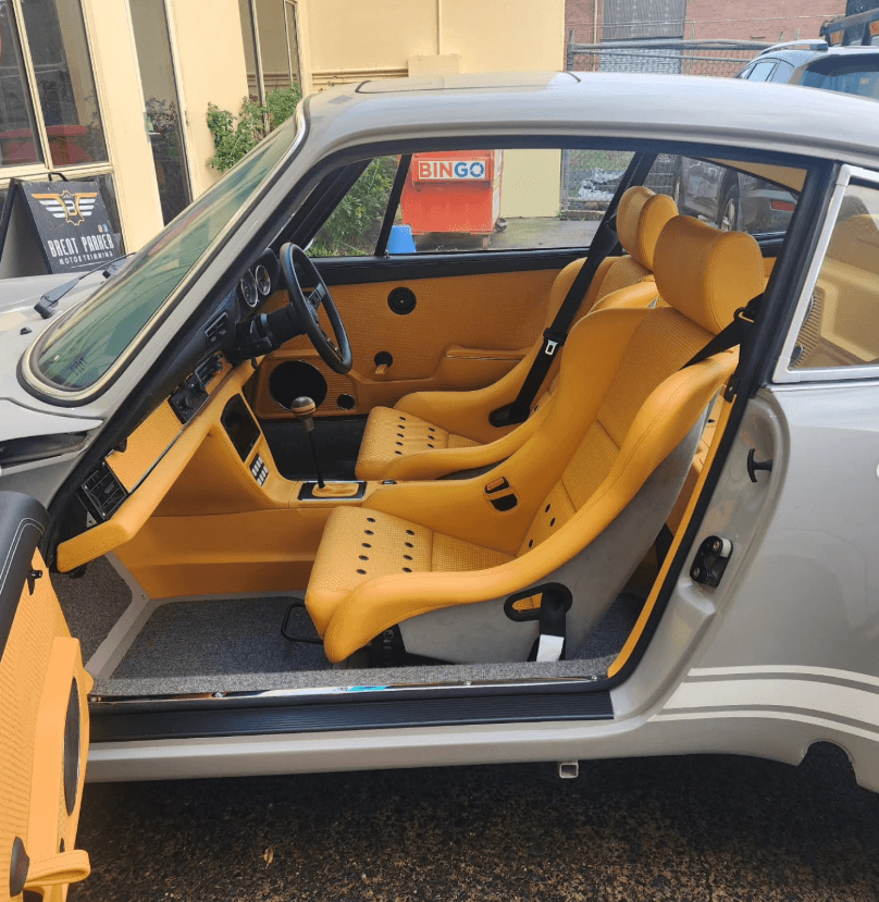 CreatBot D1000 pro HS Rebuild 1987 Porsche 911 Interior Rebuild
